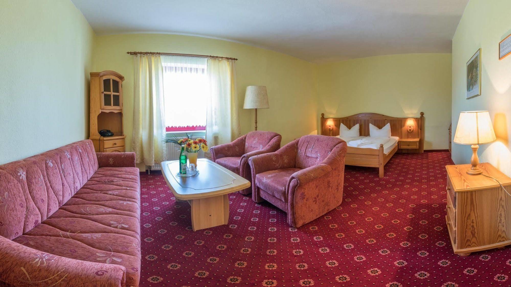 Hotel am Gothensee Heringsdorf  Buitenkant foto